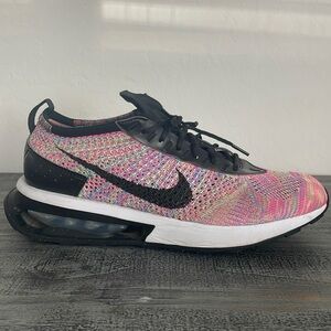 Men’s Nike Flyknit shoes size 8.5
